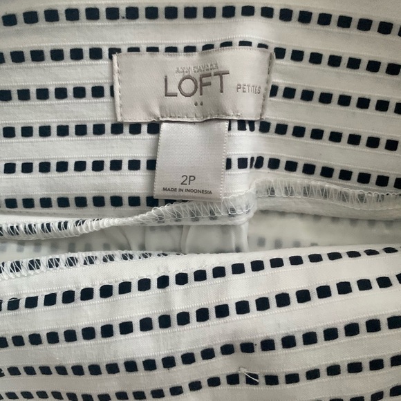 BLACK AND WHITE PENCIL SKIRT - Picture 3 of 4